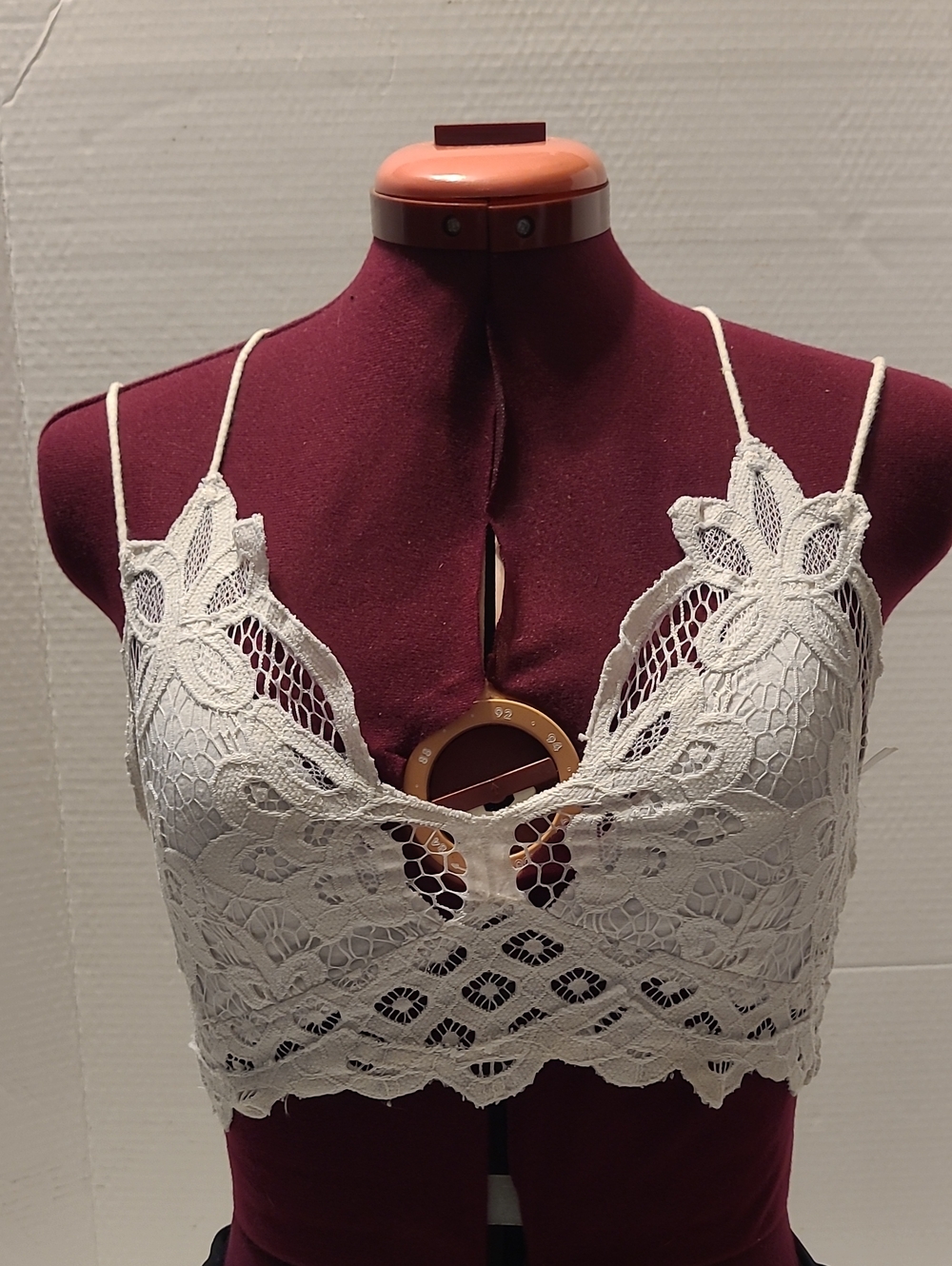 FREE PEOPLE White Lace Bralette with Delicate Floral Design SZ SMALL
